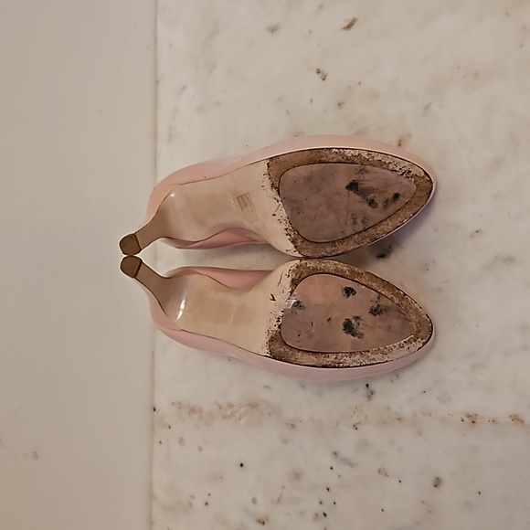 MIU MIU: soft pink patent leather platform heels - Picture 8 of 8